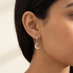 Aretes Luna plateados puestos