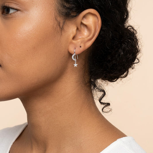 Aretes Luna y Estrella con Borla Sencilla