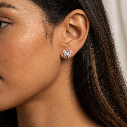 Aretes Mariposa Minimalista con Zirconias