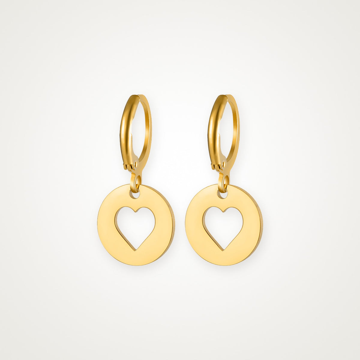 Aretes Medalla de corazón dorados