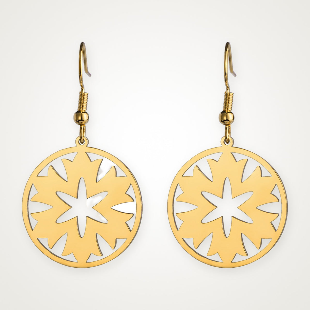 Aretes Medallón de estrella dorados