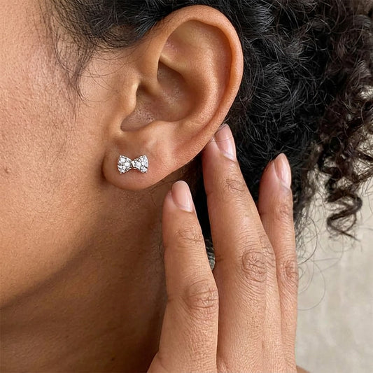 Aretes Moño o Círculo con Zirconias