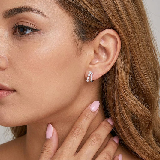 Aretes Perla Incrustada con Zirconias