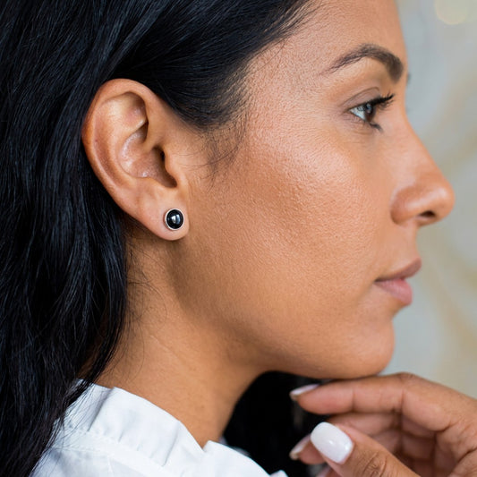 Aretes Redondos Negros