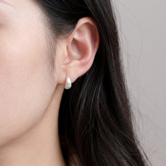 Aretes Satinados Minimalistas