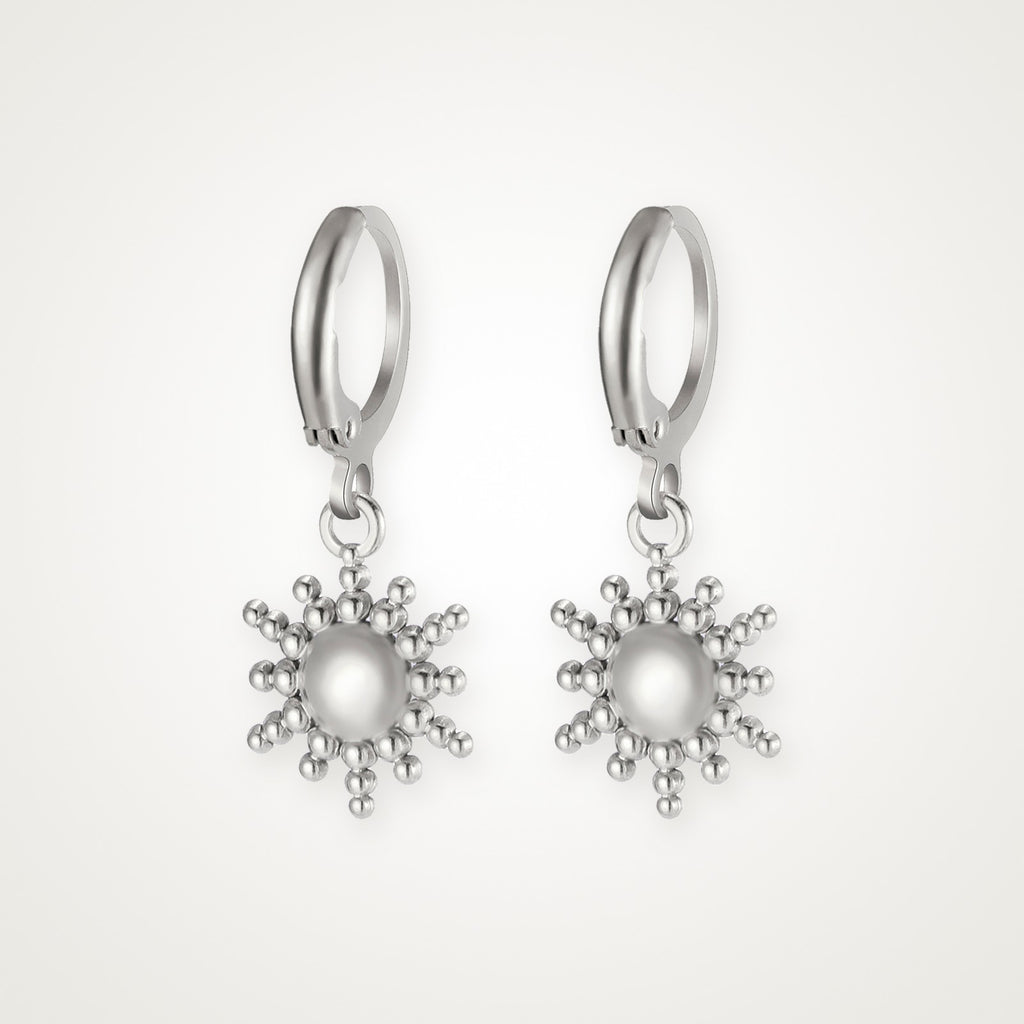 Aretes Sol de bolitas plateados