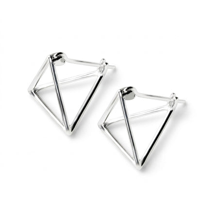 Aretes Triángulo 3D