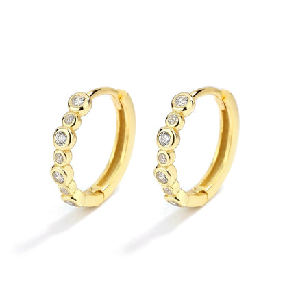 Arracadas con Dije Redondo de Zirconia