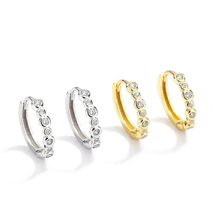 Arracadas con Dije Redondo de Zirconia