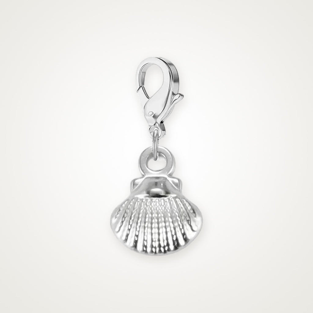 Charm Concha plateado con broche de langosta