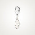 Charm Plumita plateado con broche de langosta