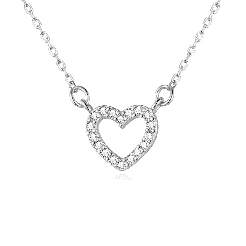 Collar Corto Corazón con Zirconias