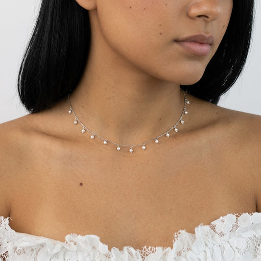 Collar Corto Minimalista con Perla