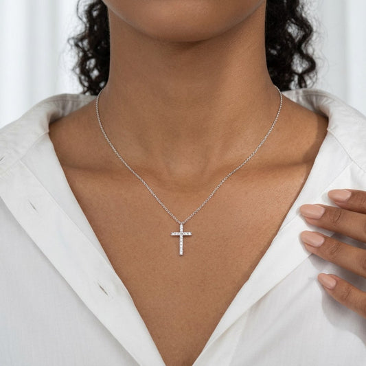 Collar Cruz con Zirconias