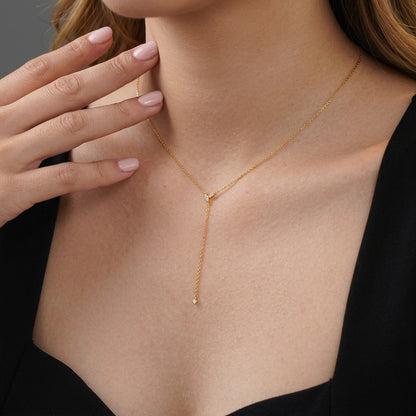 Collar en Y con Flecos y Zirconias