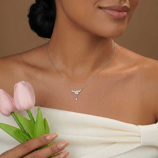 Collar Gardenia con Zirconias