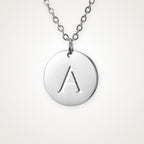 Collar Inicial en medalla plateado