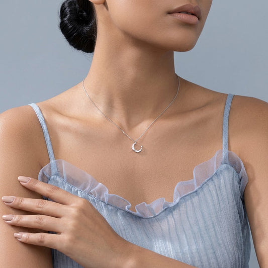 Collar Luna Centelleante