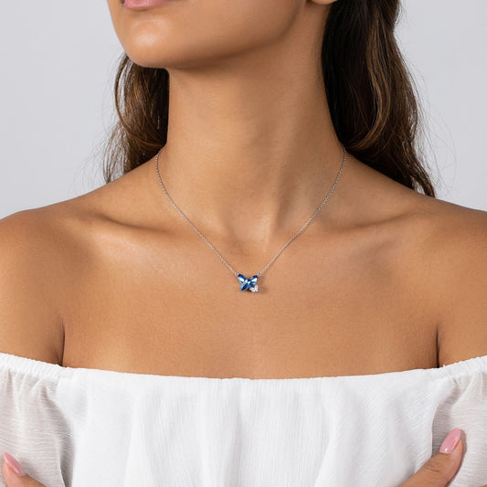 Collar Mariposa de Cristal Azul