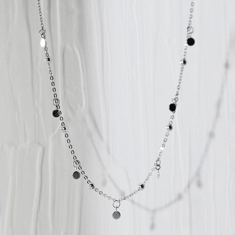 Collar Choker con Bolitas Colgantes