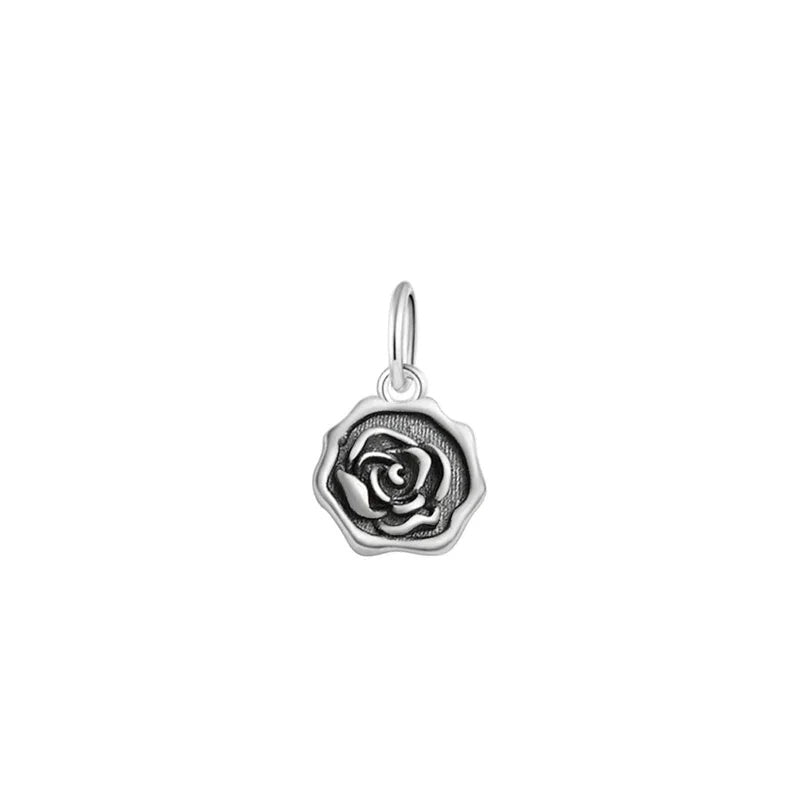 Dije Rosa Romántica