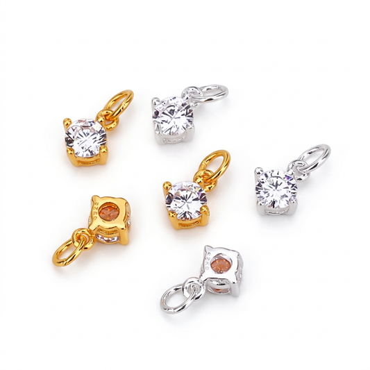 Dije Mini Cuadrado con Zirconia