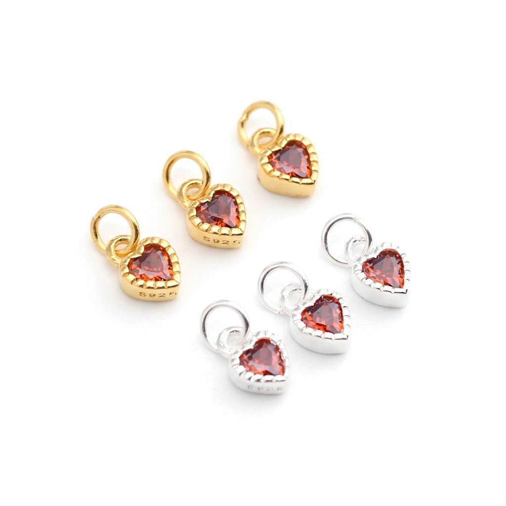 Dije Corazón con Zirconia Roja