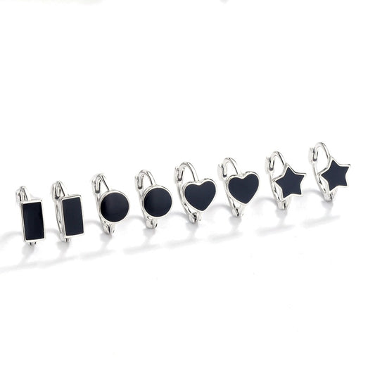 Arracadas con Dije Esmaltado Negro