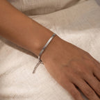 Pulsera Cadena serpiente plateada puesta