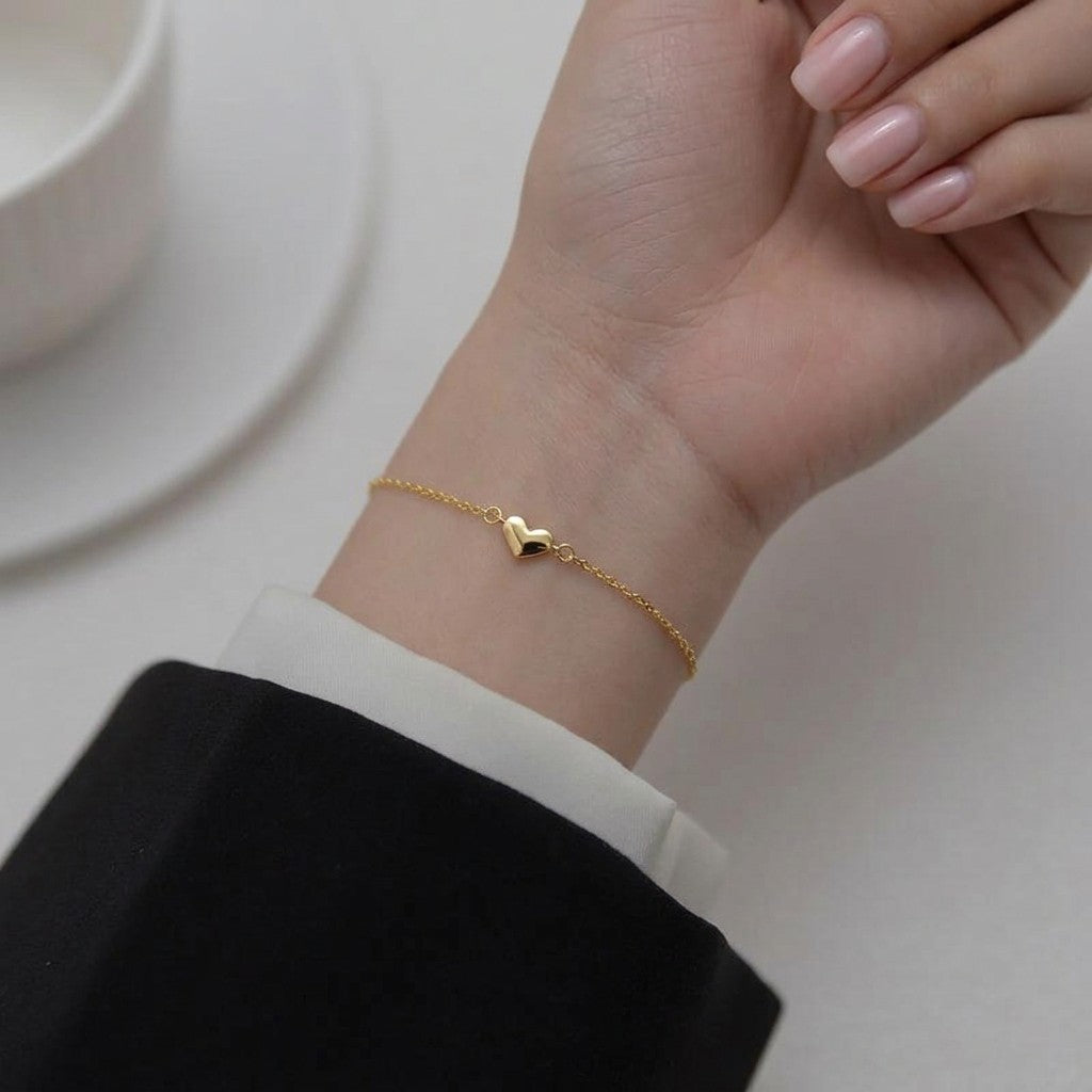 Pulsera Fina con Corazón