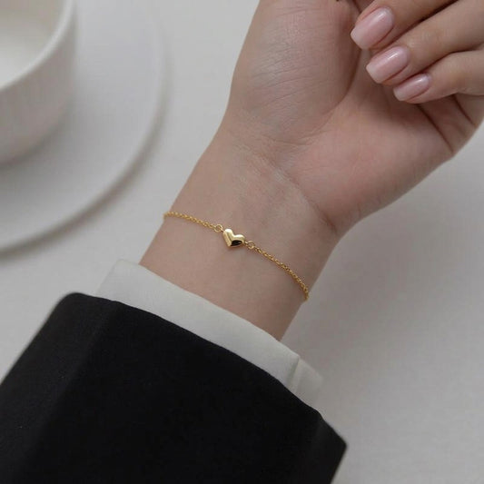 Pulsera Fina con Corazón