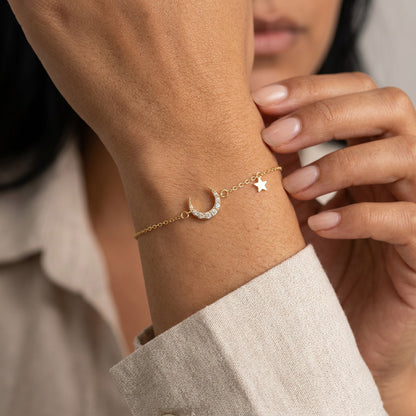 Pulsera Luna y Estrella con Zirconias